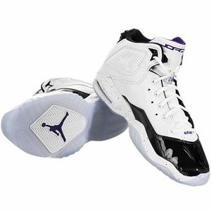 Air Jordan-B’Loyal “Space Jam” White/Court Purple